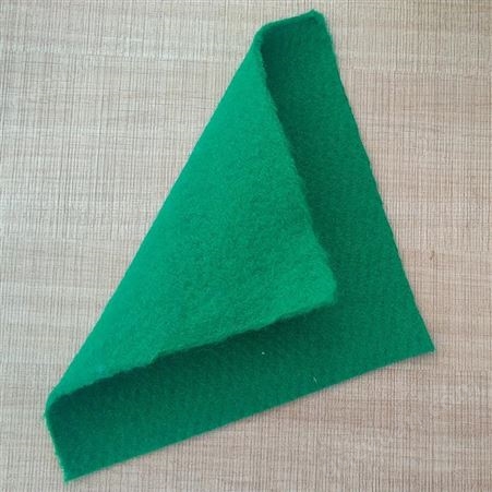 墨绿土工布 绿色土工布 土工布工程 道路养护工程布  护坡工程布 支持订做  土工布批发  一分钱一分货