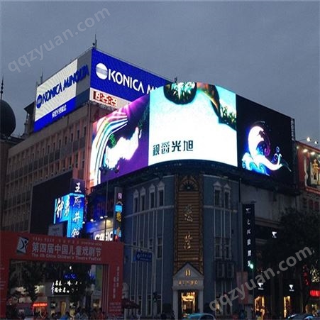 户外广告行街北口裸眼3D大屏 起到商品宣传效果 找传播易平台